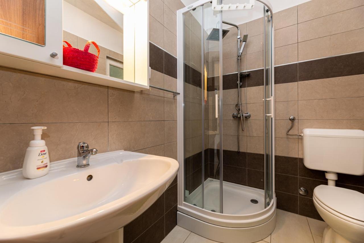 Apartments Creska バスカ エクステリア 写真