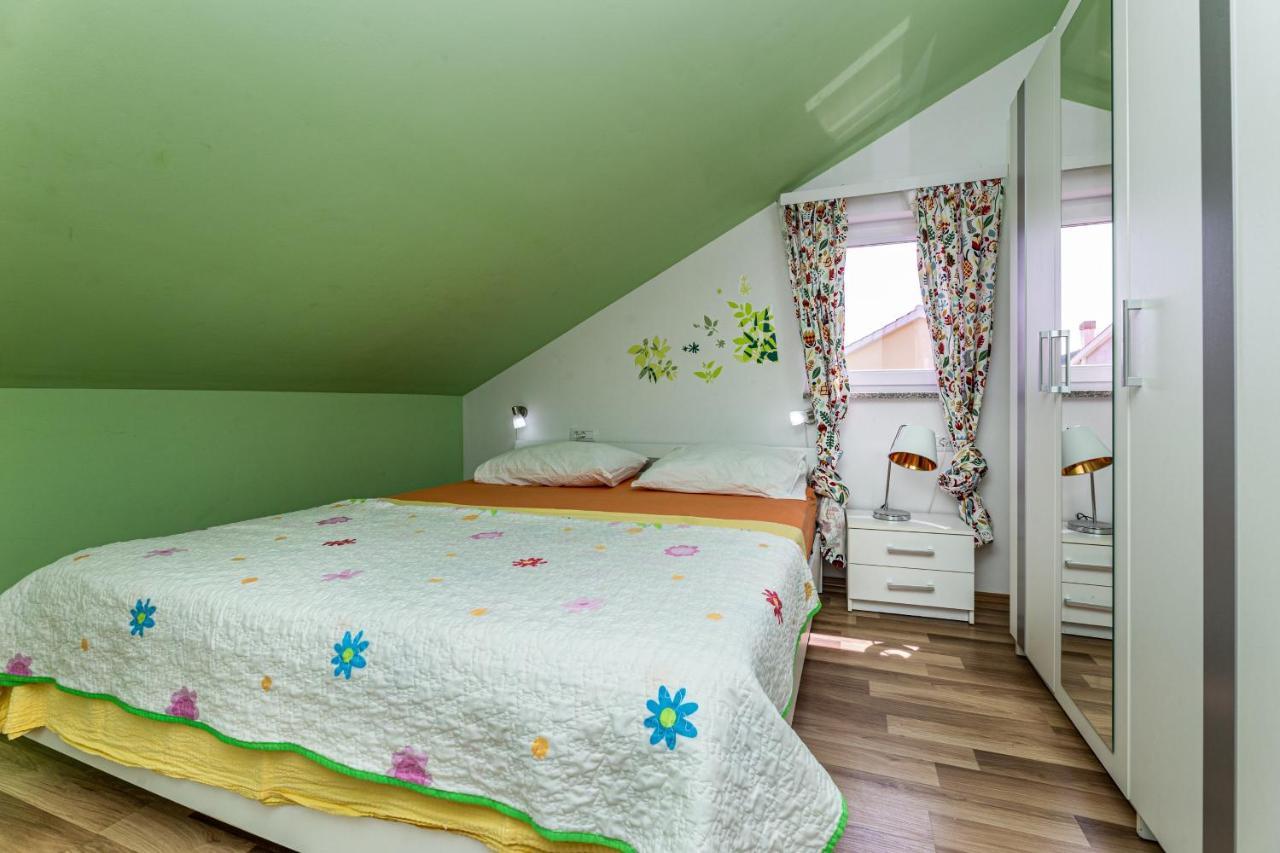 Apartments Creska バスカ エクステリア 写真