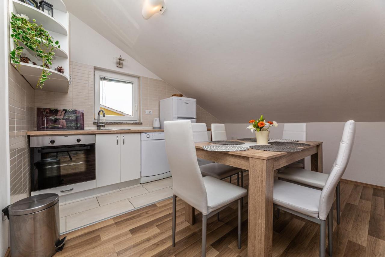 Apartments Creska バスカ エクステリア 写真